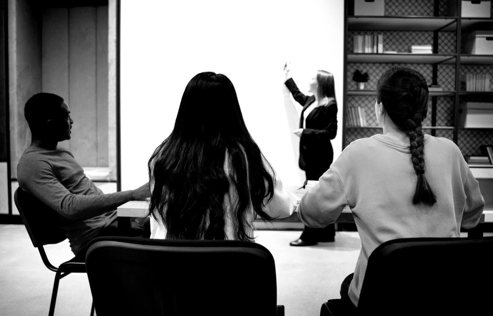 Materiale didattico e strumenti per tracciamento spese